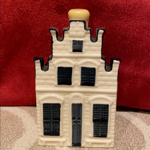 KLM Blue Delft Other - ~KLM~ Blue Delft’s Miniature Dutch House #76